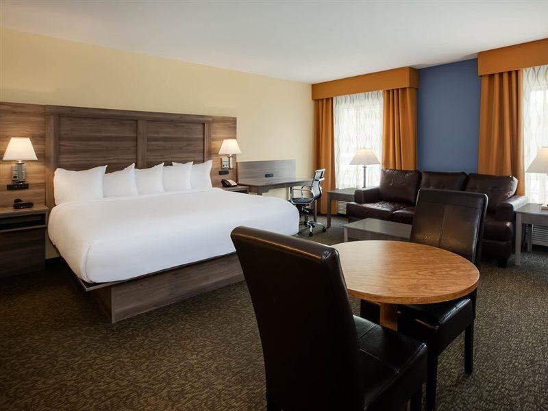 Days Inn By Wyndham Cadillac Buitenkant foto