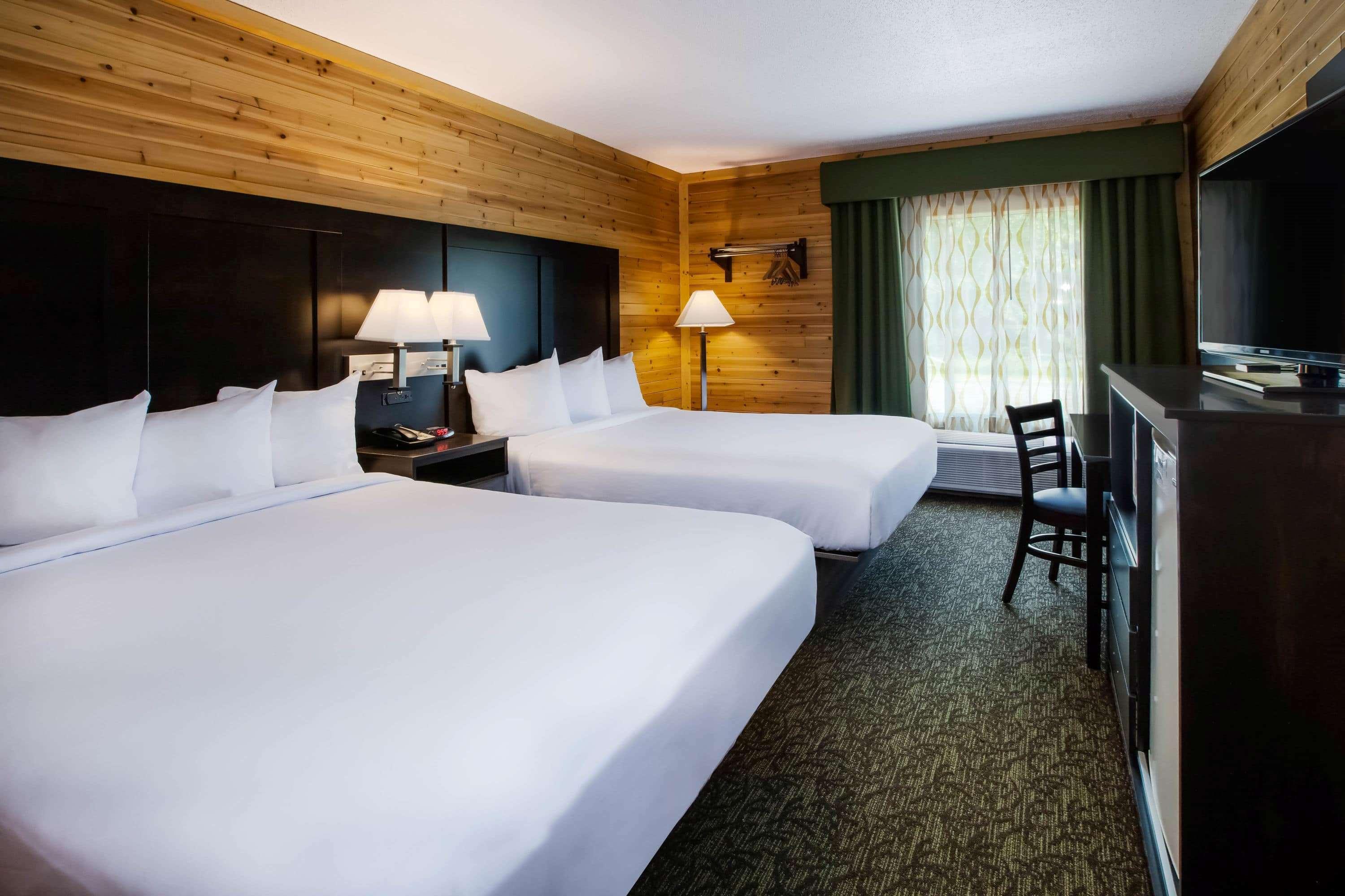 Days Inn By Wyndham Cadillac Buitenkant foto