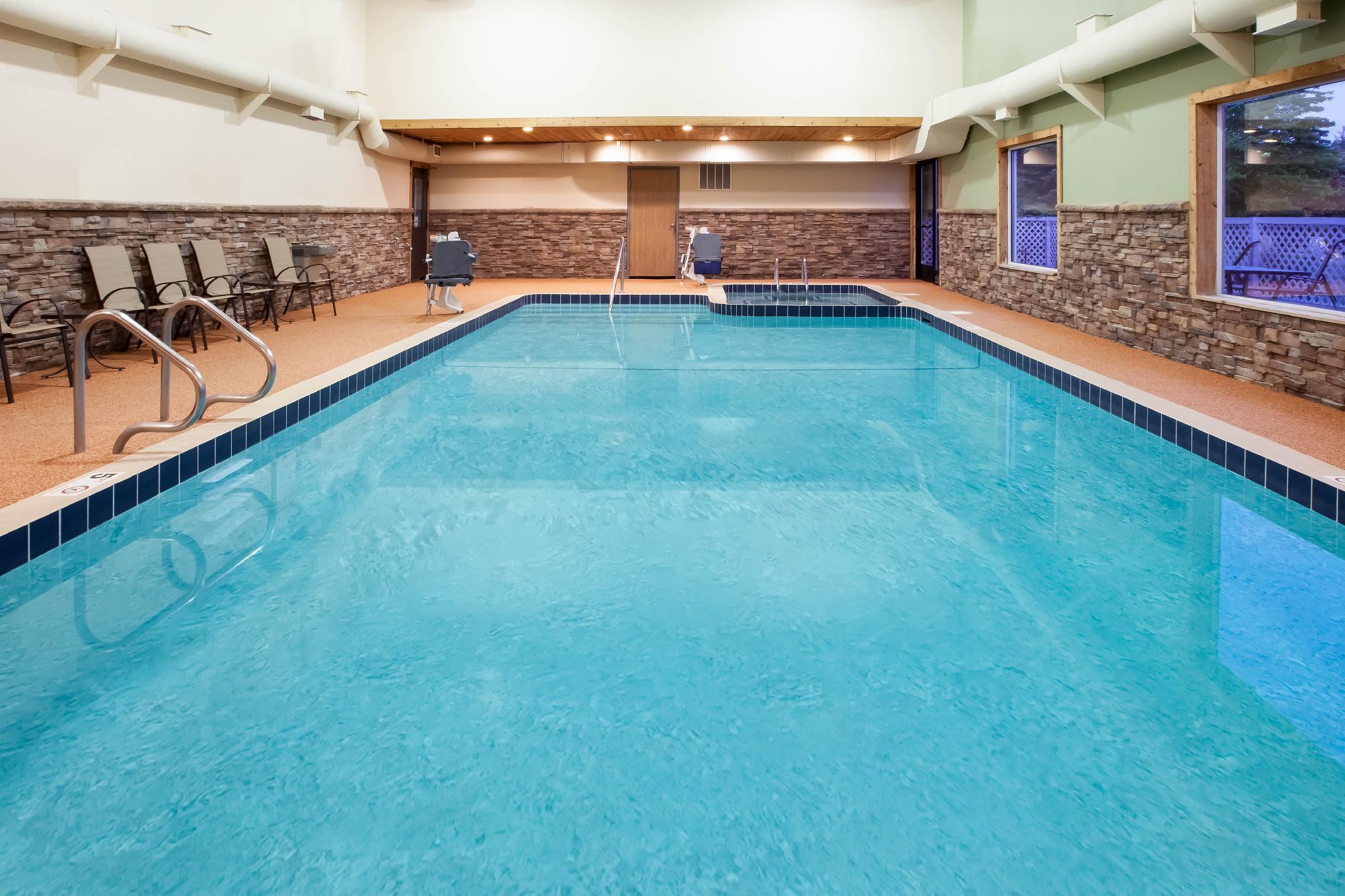 Days Inn By Wyndham Cadillac Buitenkant foto
